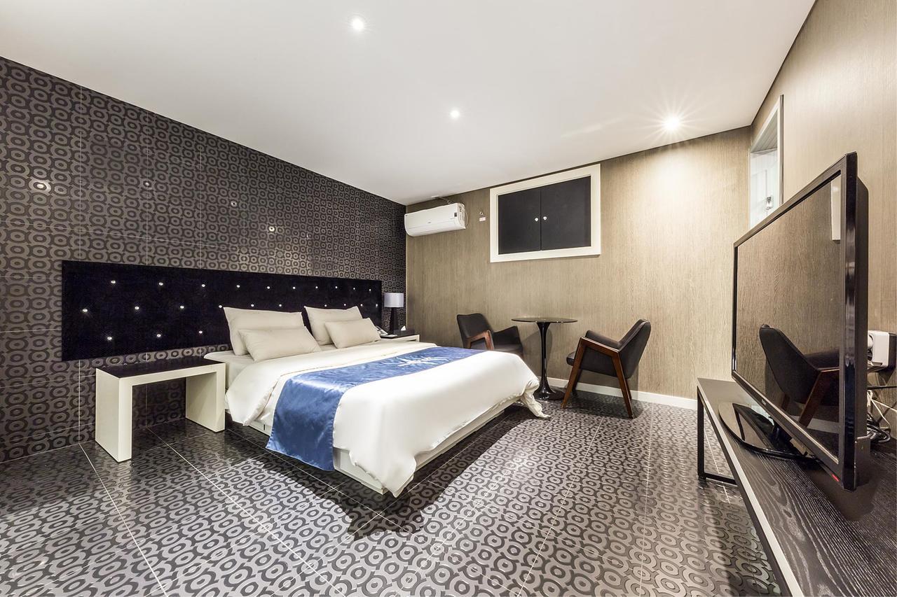 Cheonho Hotel The Blue Seul Zewnętrze zdjęcie